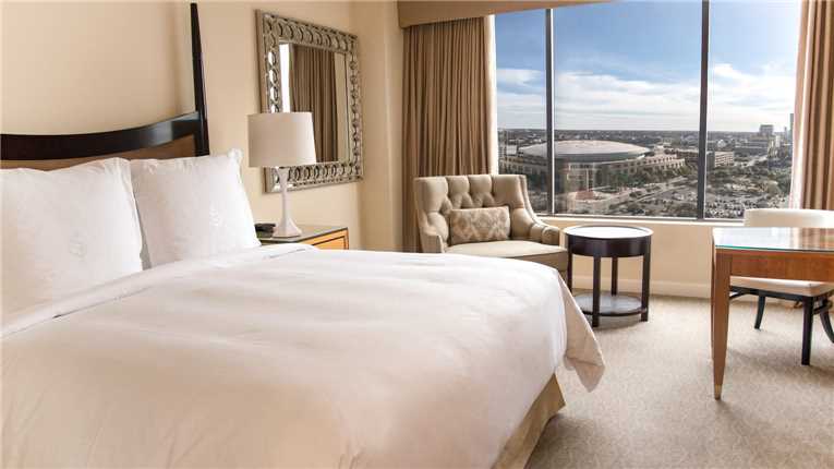 Four Seasons Hotel Zimmeransicht