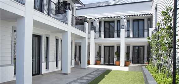 Am Weinberg Estate’s Boutique Hotel Hinterhof