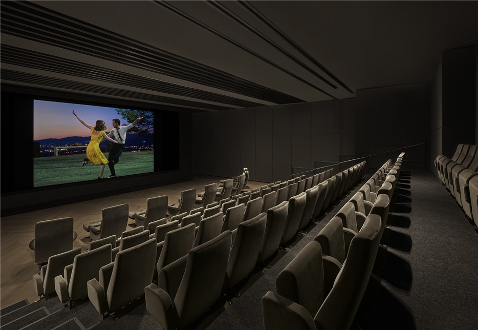 The West Hollywood EDITION Kino