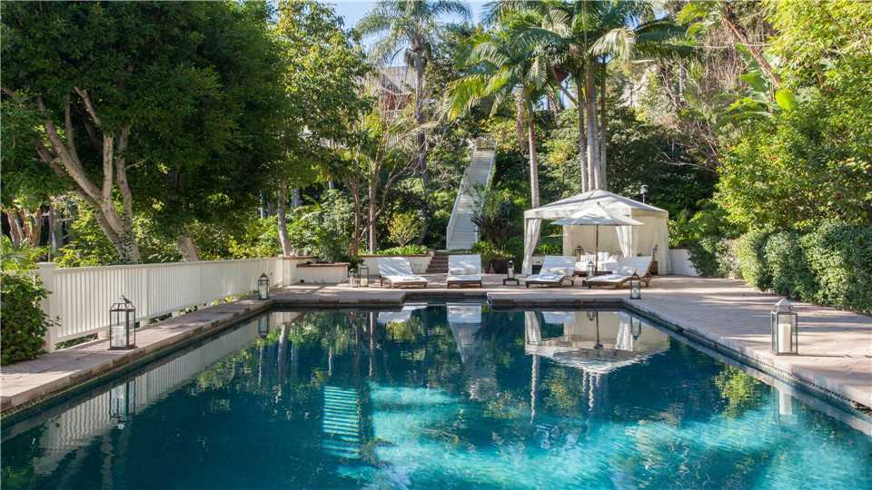 Marmont Avenue Pool