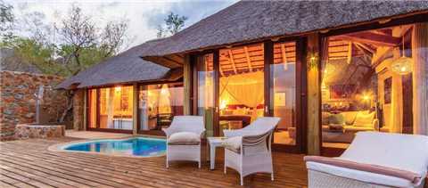 Tuningi Safari Lodge Terrasse
