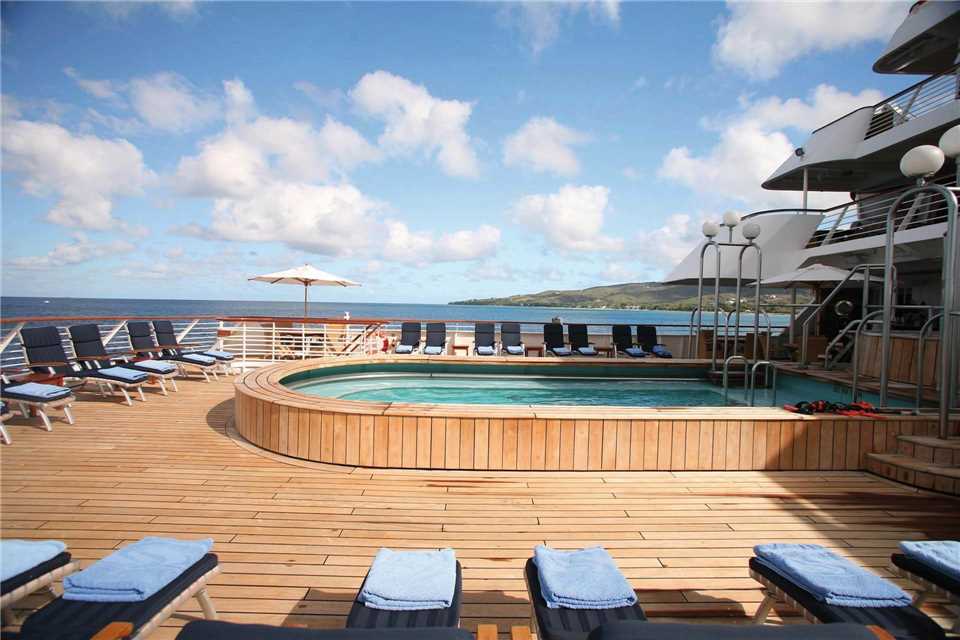 SeaDream I SeaDream Yacht Club Pool