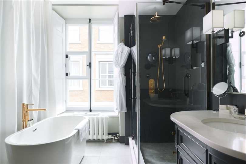 Auberge Saint Antoine Badezimmer