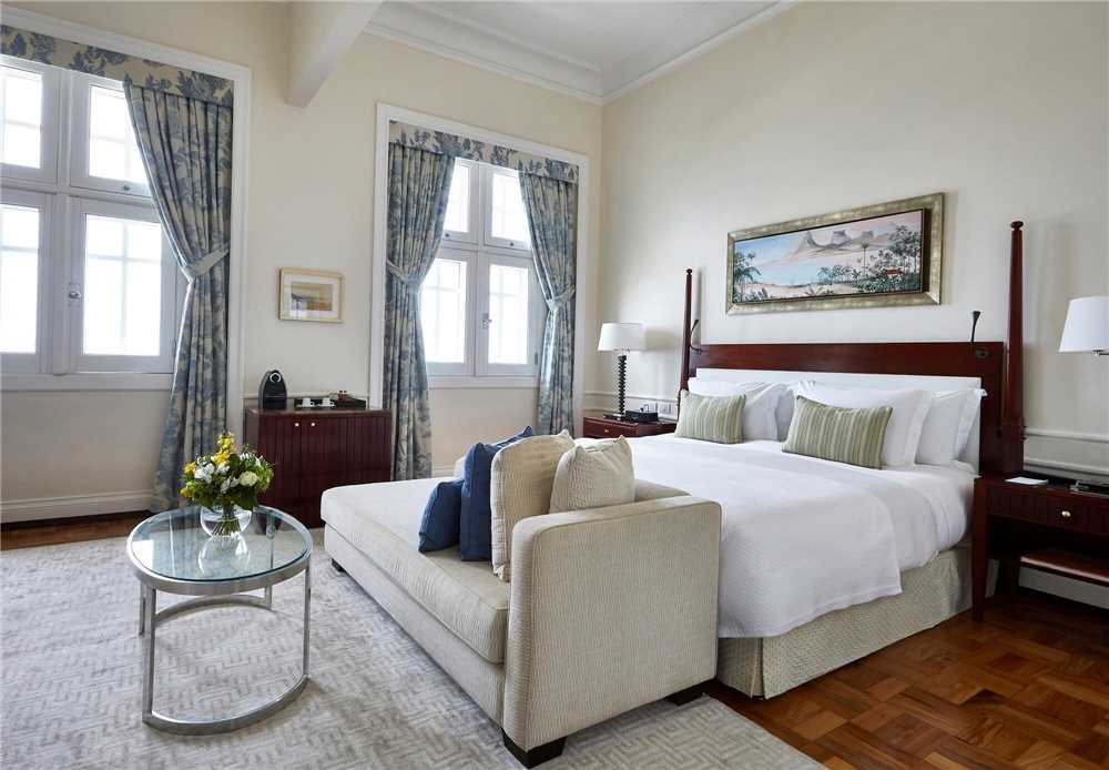 Belmond Palacio Nazarenas Suite City View