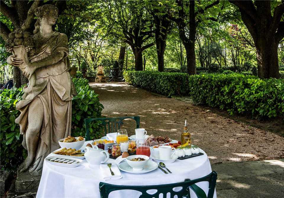 Hôtel du Pigonnet Fruehstueck