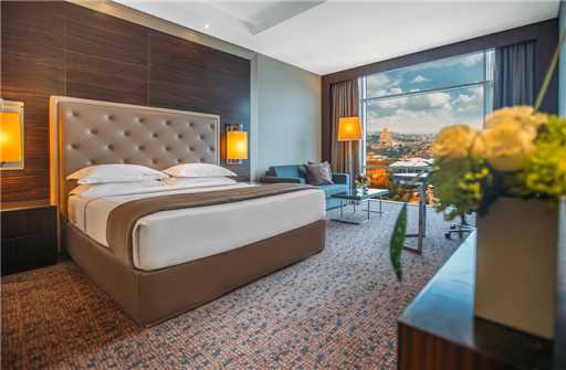 The Biltmore Tbilisi Hotel Doppelzimmer