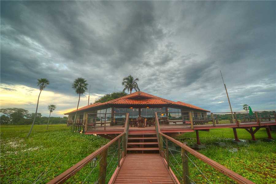 Caiman Lodge Außenansicht