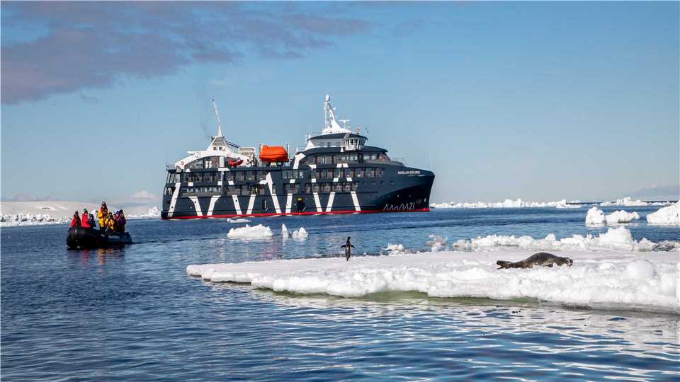 Antarctica 21 MS Magellan Explorer Außenaufnahme
