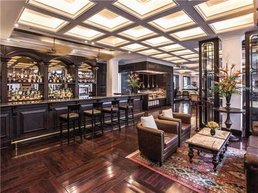 Sofitel Legend Metropole Le Club Bar