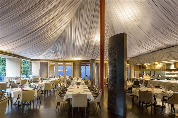 Hotel Restaurant - The Roseate