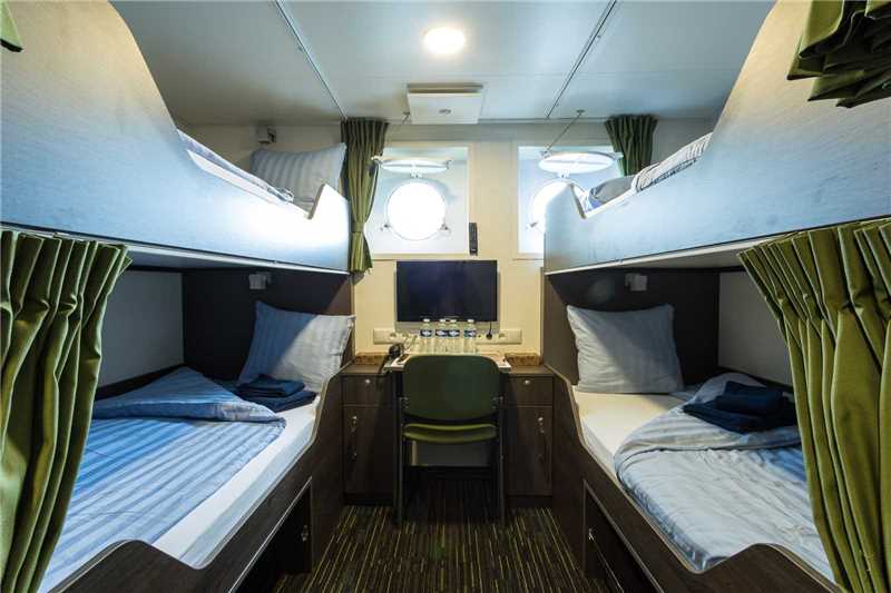 Oceanwide Expeditions MS Ortelius vier Personen Kabine
