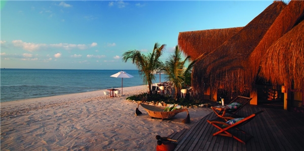 Azura Benguerra Island Strand