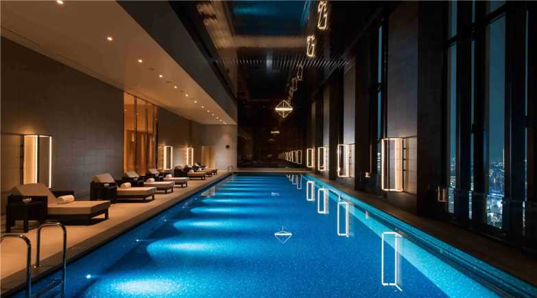 Conrad Osaka Pool