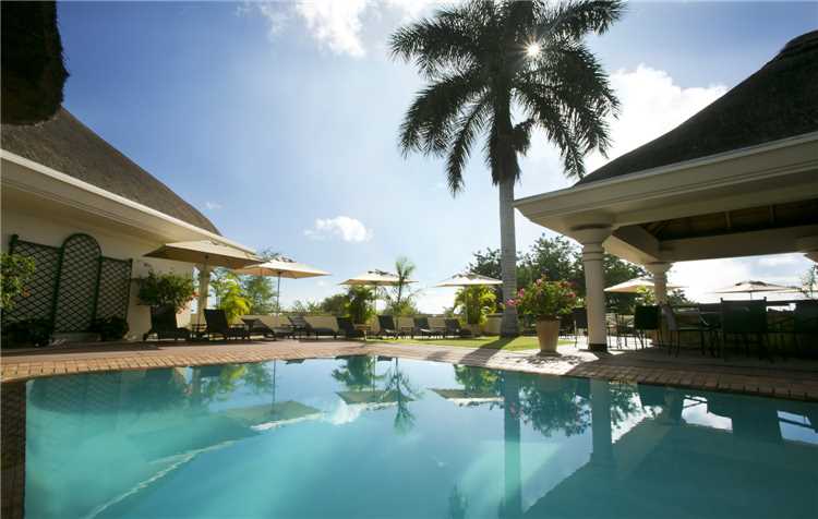 Ilala Lodge Poolansicht