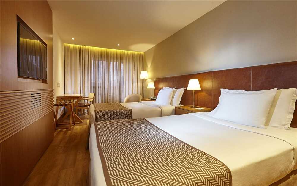 Portoba Rio Internaticional Superior Zimmer