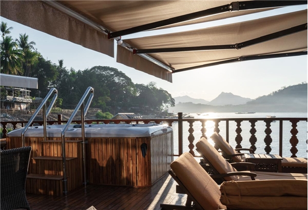 Sundeck