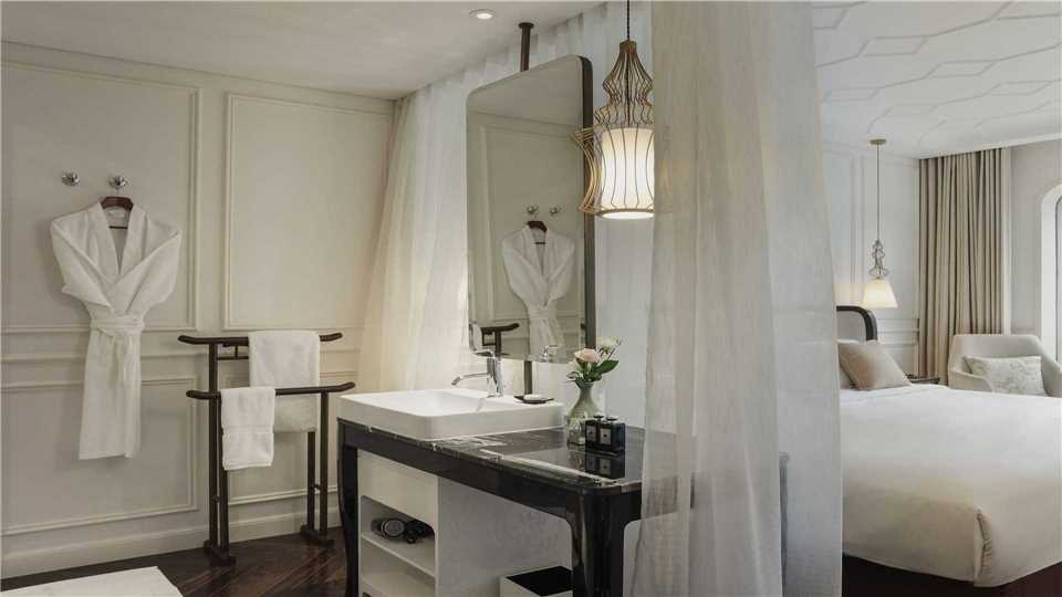 Hotel des Arts Saigon - MGallery Badezimmer