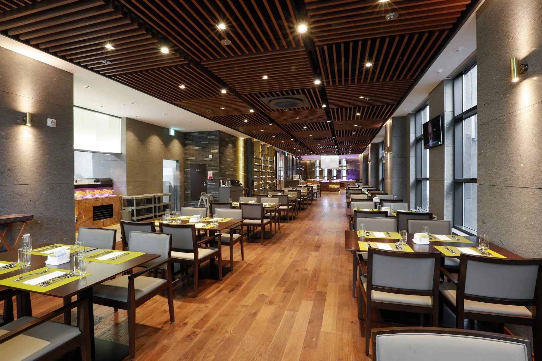 Ramada by Wyndham Jeonju Restaurant