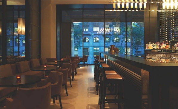 Grand Hyatt Bar