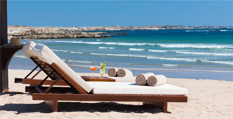 Alila Hinu Bay Liegen