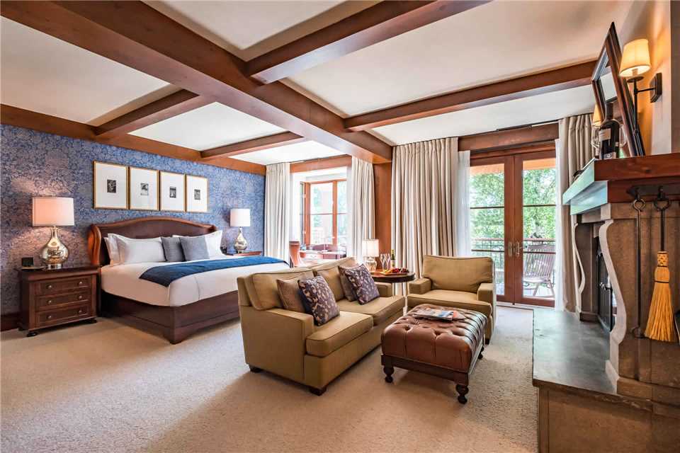 Quintessence Suite