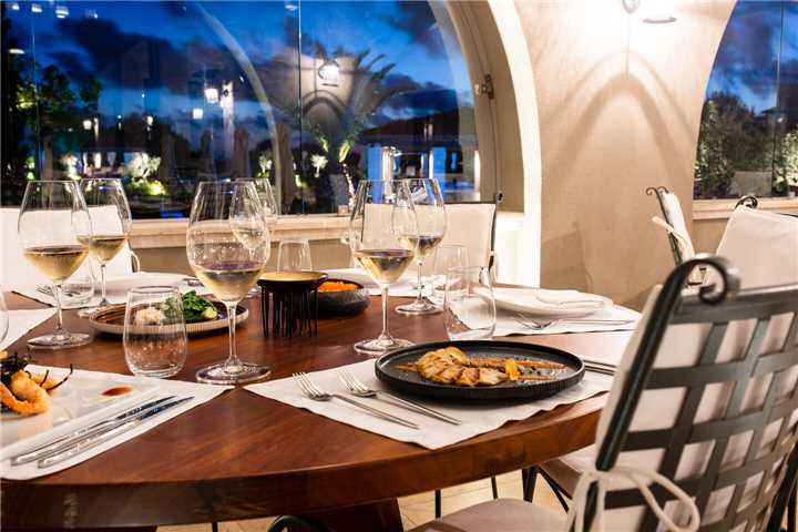 Restaurant The Westin Resort Costa Navarino