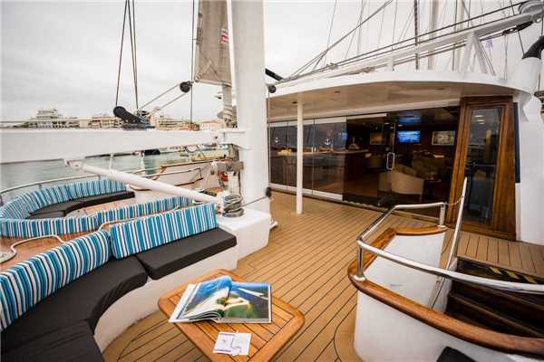 MS Panorama Variety Cruises Deck
