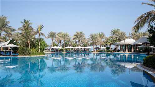 Jumeirah Al Qasr Pool