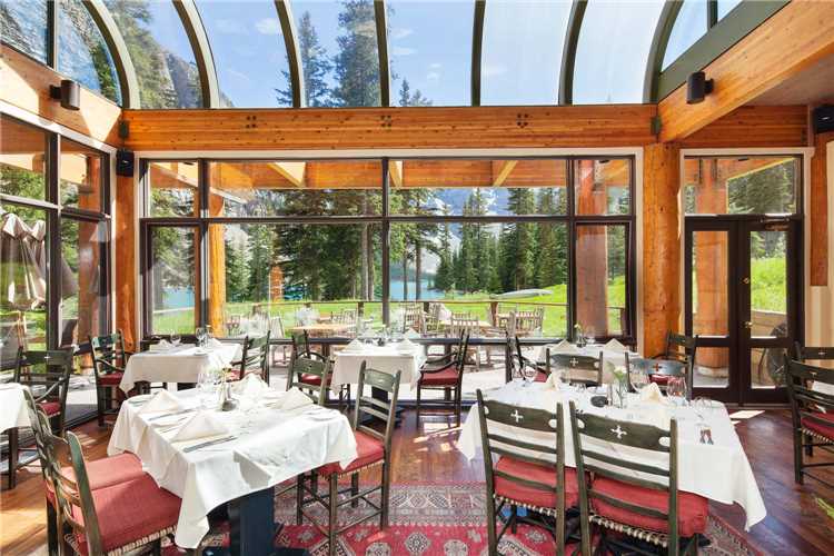 Moraine Lake Lodge Restaurant
