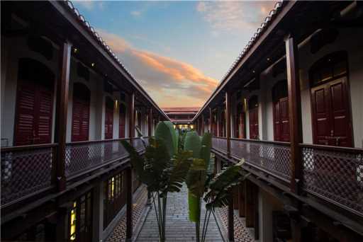 Seven Terraces Außenansicht