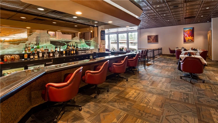 Best Western Premier Grand Canyon Squire Inn Bar