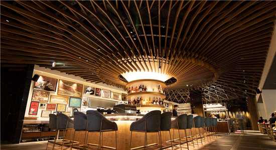 Cross Hotel Bar