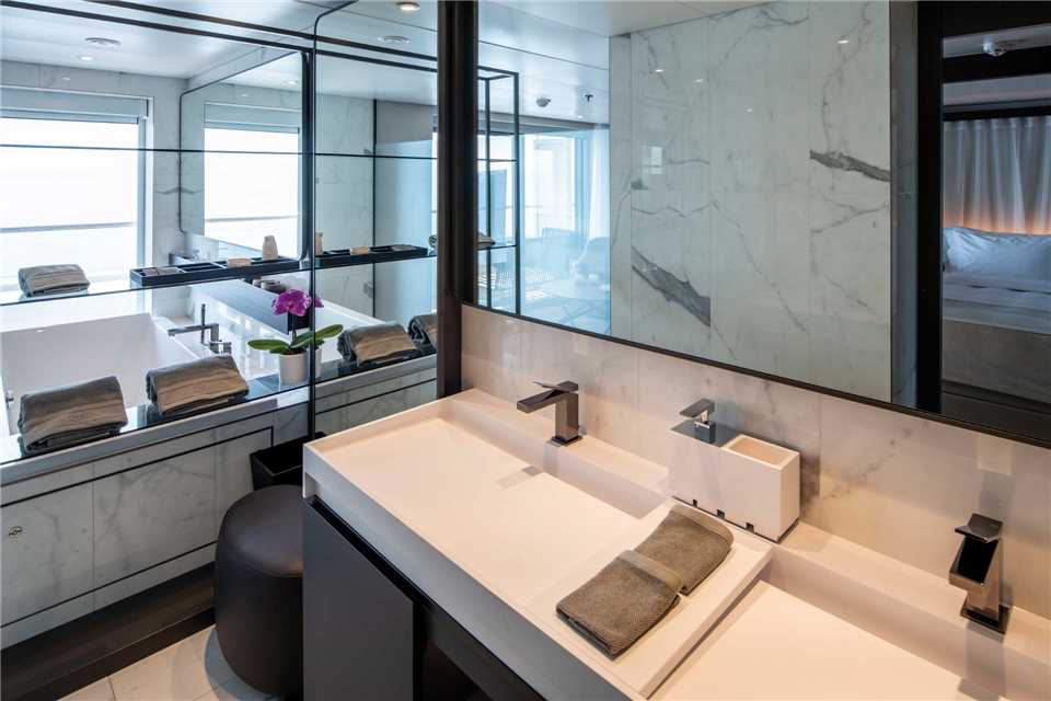 Scenic Luxury Cruises Scenic Eclipse Badezimmer