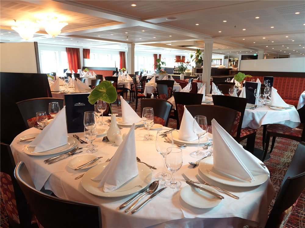 Dolce Restaurant