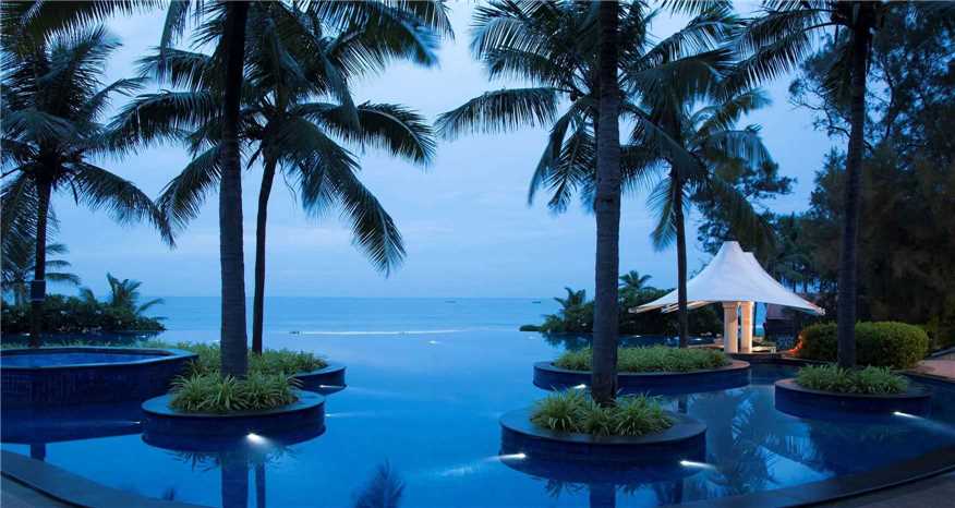 Radisson Blu Resort Temple Bay Pool