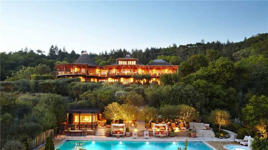 Auberge du Soleil Außenansicht