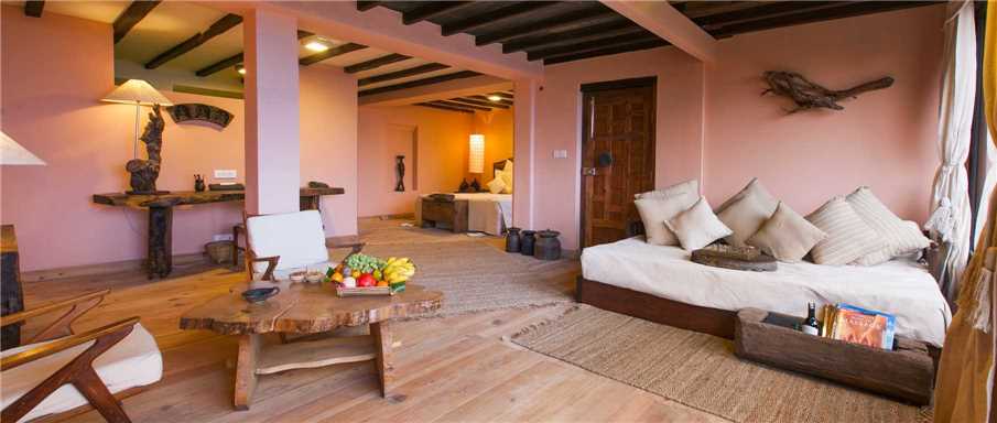 The Dwarikas Resort Dhulikhel Suite