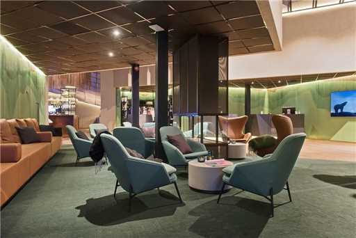 Radisson Blu Polar Hotel Spitsbergen Lobby