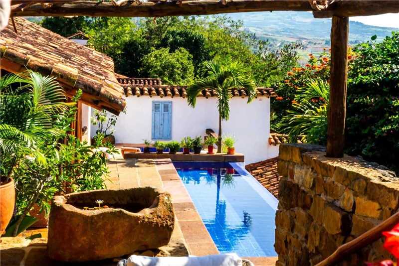 Yahri Pool
