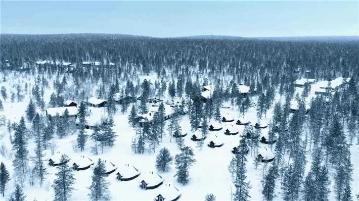 Wilderness Hotel Muotka Panoramablick