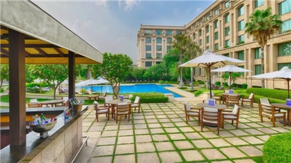 The Grand New Delhi - Pool