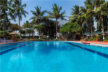 Ideal River View Resort Pool