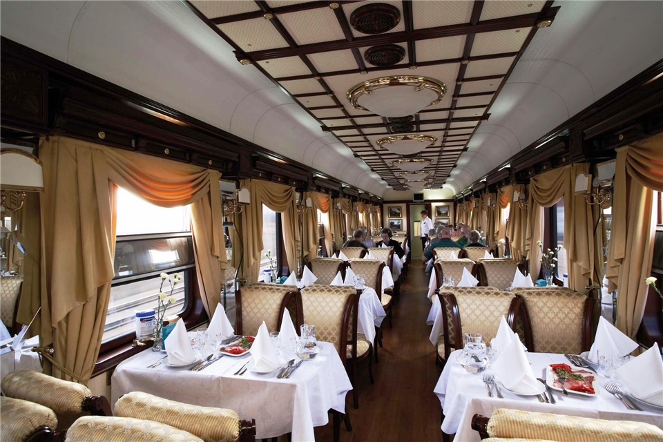 Russland Golden Eagle Trans-Siberian Express Zugrestaurant