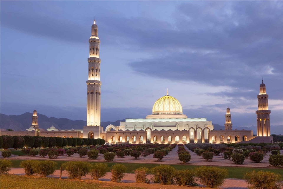 Oman Spirit of Arabia Große Sultan-Qabus-Moschee