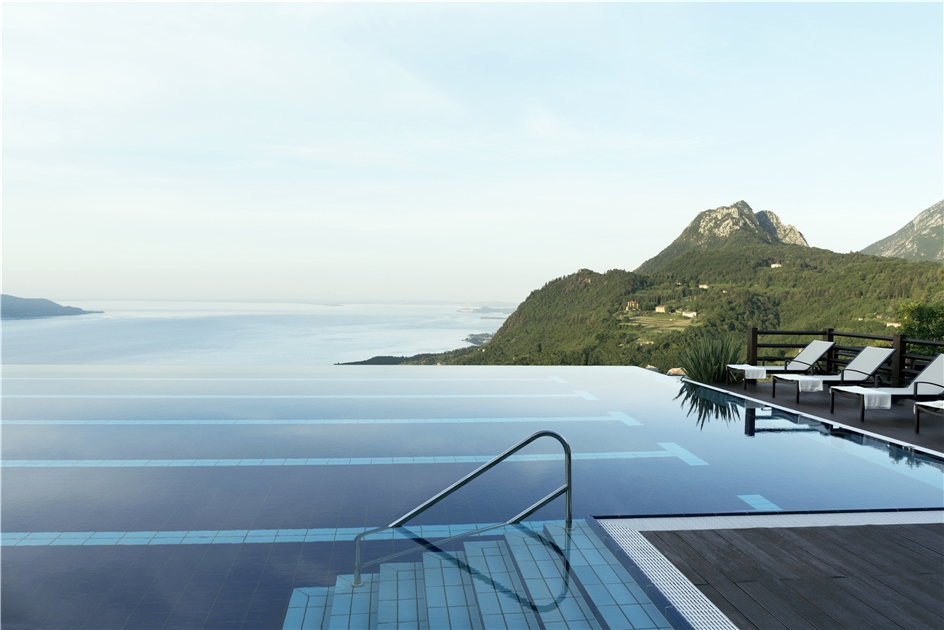Infinitypool