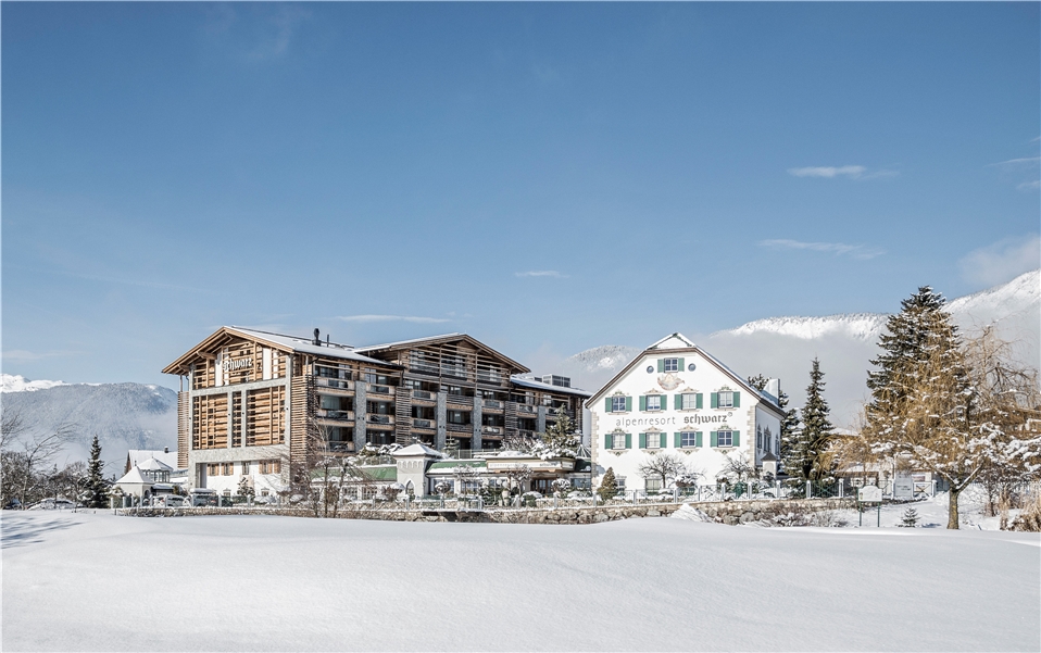 Alpenresort Schwarz Außenansicht