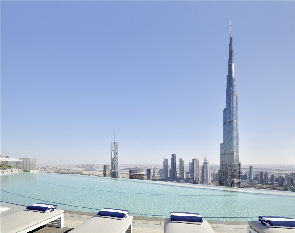 Address Sky View Hotel & Residence Infinity Pool