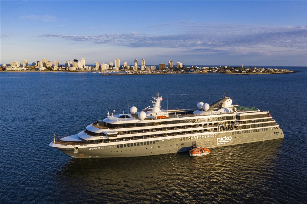 Nicko Cruises World Voyager Exterior