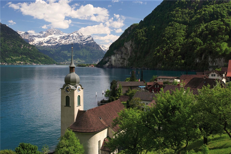 Rail & Cruise - Schweizer Alpen und Venedig Landschaft