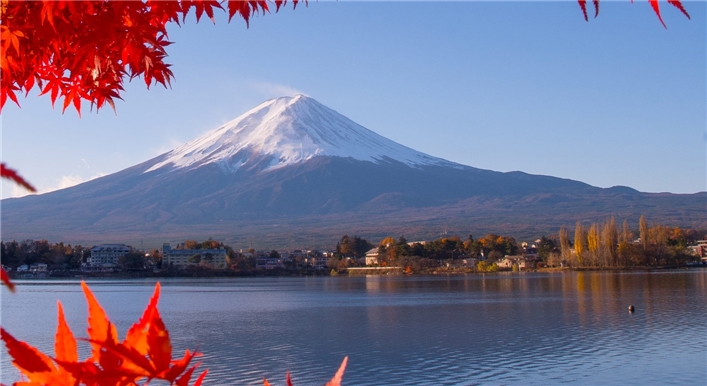 Japan Faszinierende Einblicke Berg mit Schnee